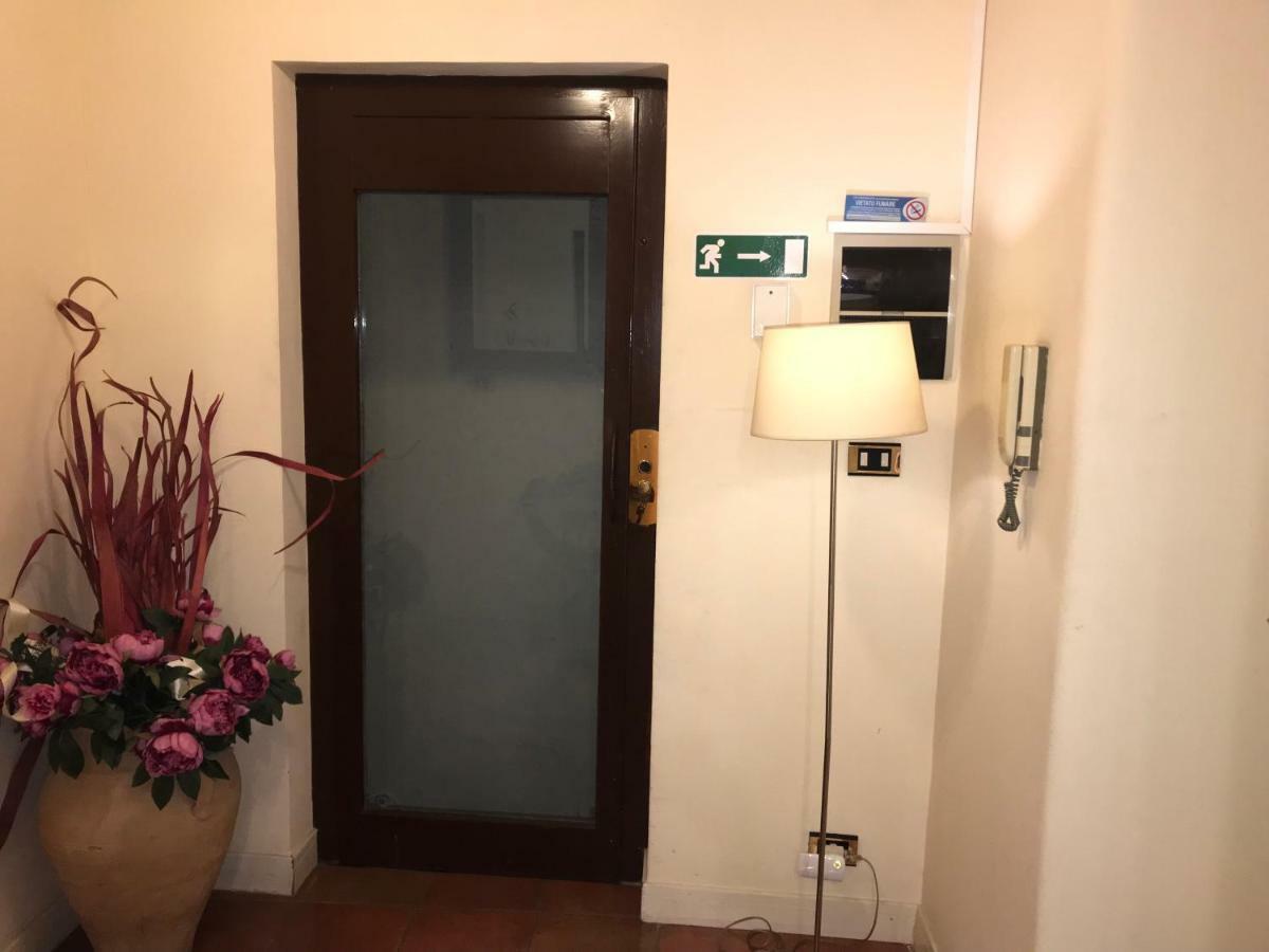 Bed and Breakfast Antica Dimora Caruso CTA Exterior foto
